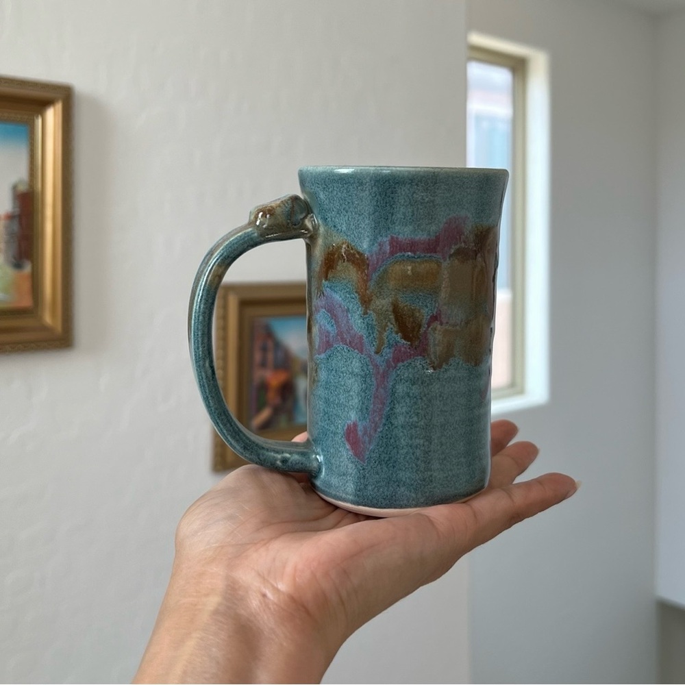 Studio Pottery Hand Thrown Mug Signed Calhoun 4.5” - Picture 2 of 9